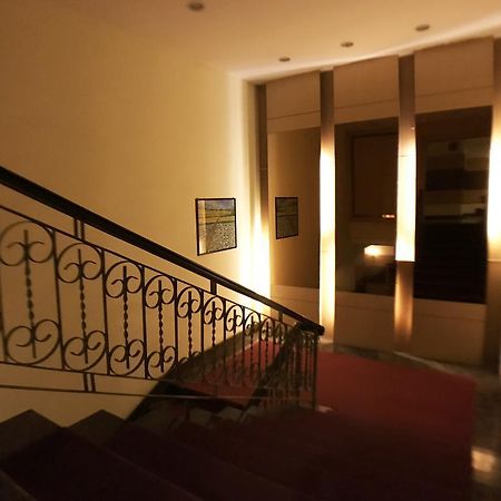 Discovery Hotel พนมเปญ ภายนอก รูปภาพ