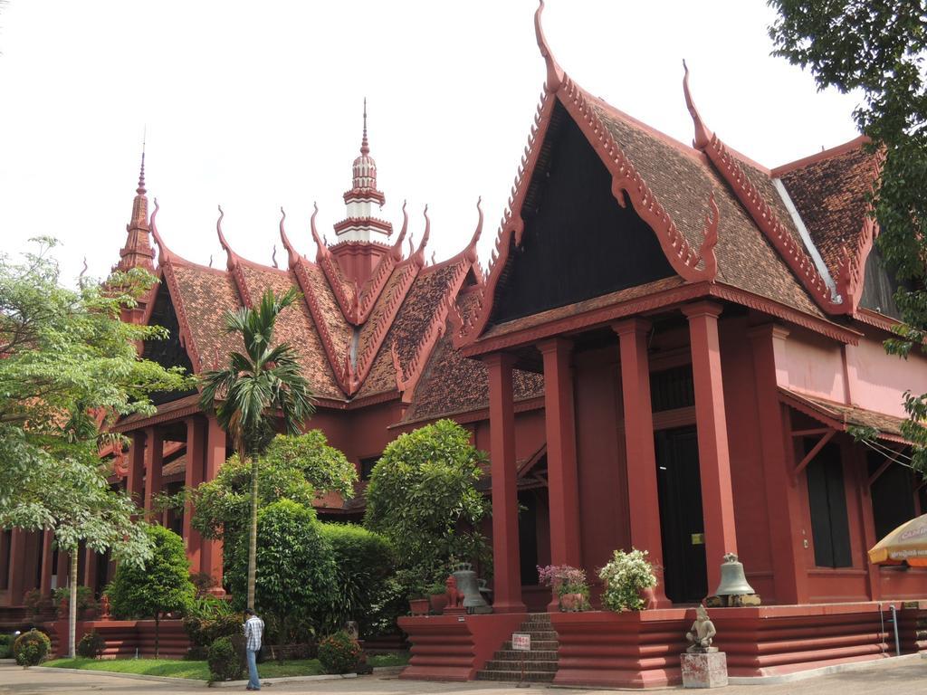 Discovery Hotel พนมเปญ ภายนอก รูปภาพ