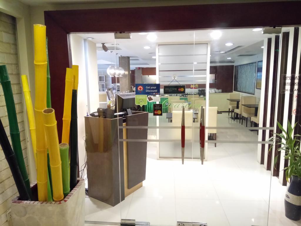 Discovery Hotel พนมเปญ ภายนอก รูปภาพ
